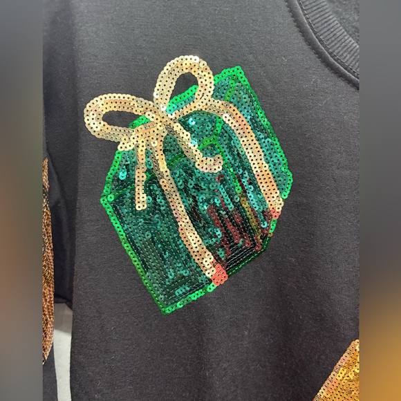 WORKSHOP Black LONG sleeve TOP size small  with sequined festive presents 🎁 - Picture 5 of 8
